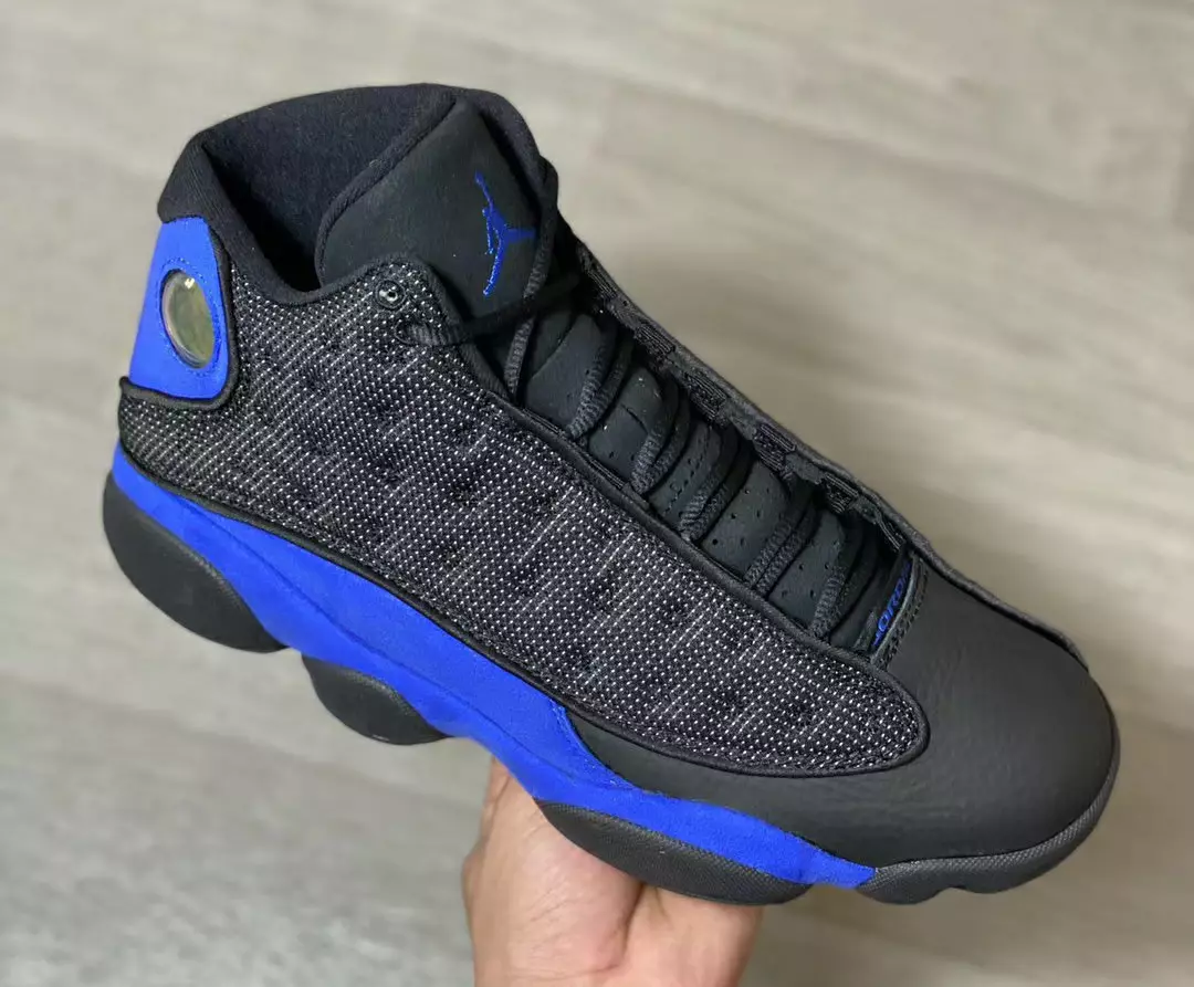 Air Jordan 13 Hyper Royal Julkaisupäivä 414571-040