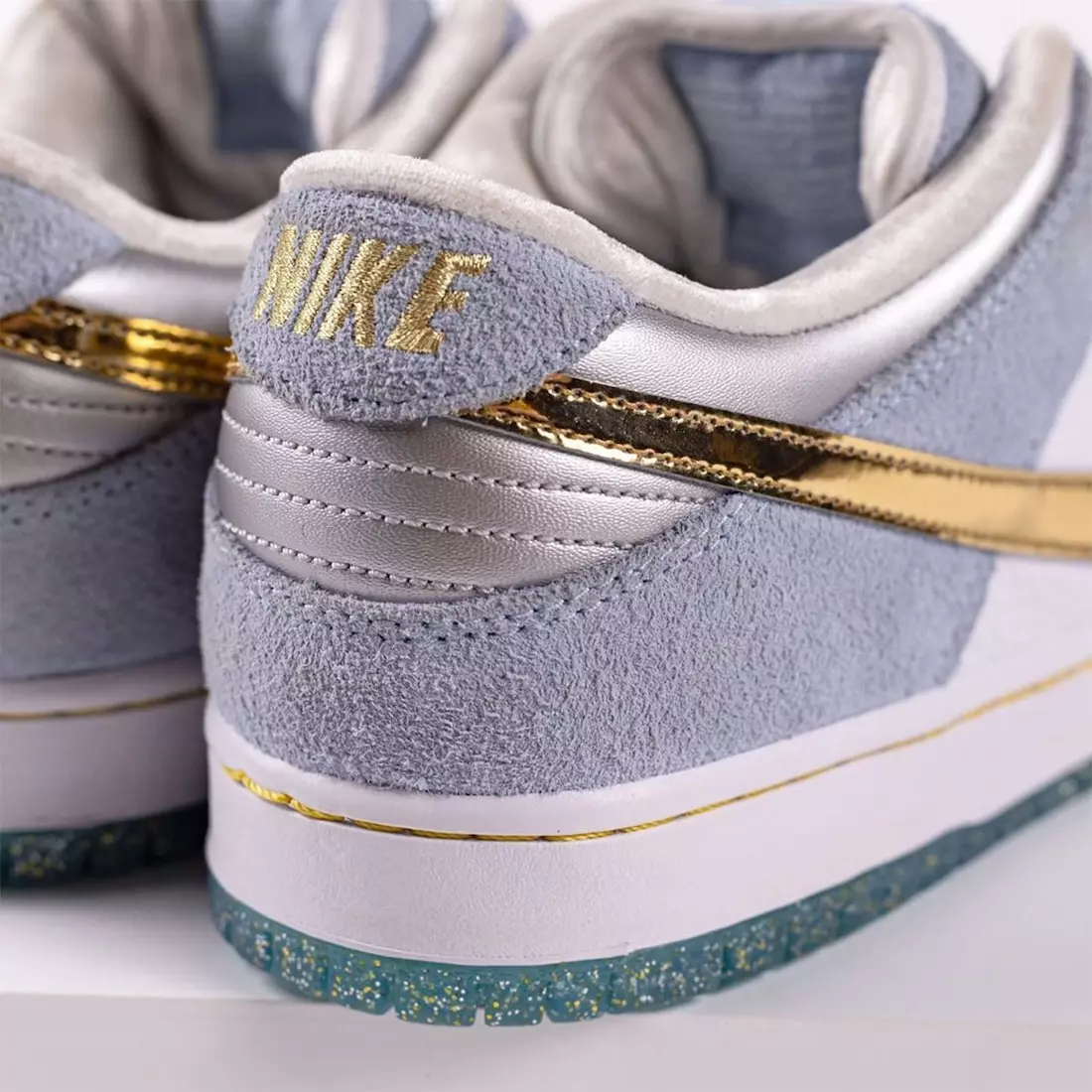 Шон Клівер Nike SB Dunk Low DC9936-100 Дата выпуску Кошт