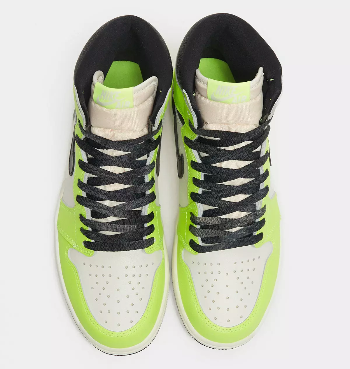 Air Jordan 1 High OG Visionaire Volt 555088-702 Дата на издаване