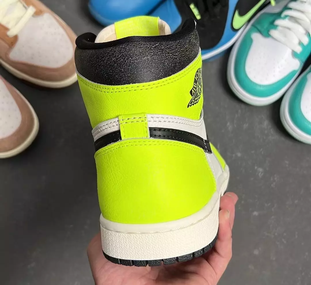 Air Jordan 1 Visionaire 555088-702 Tanggal Rilis