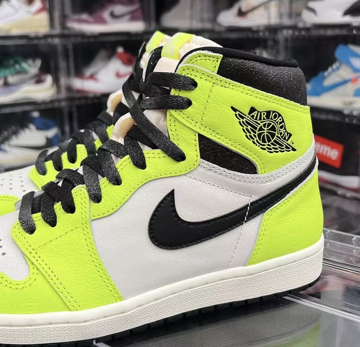 Air Jordan 1 Volt 555088-702 Data de lançamento