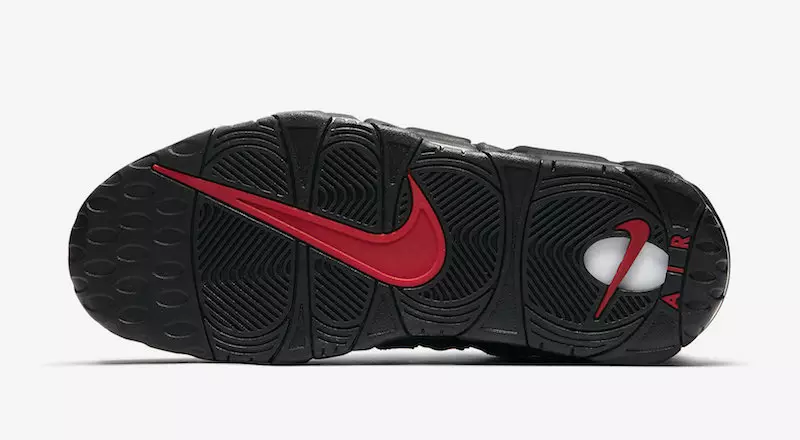 Dubh Uachtarach Nike Aeir Níos Uptempo Restock