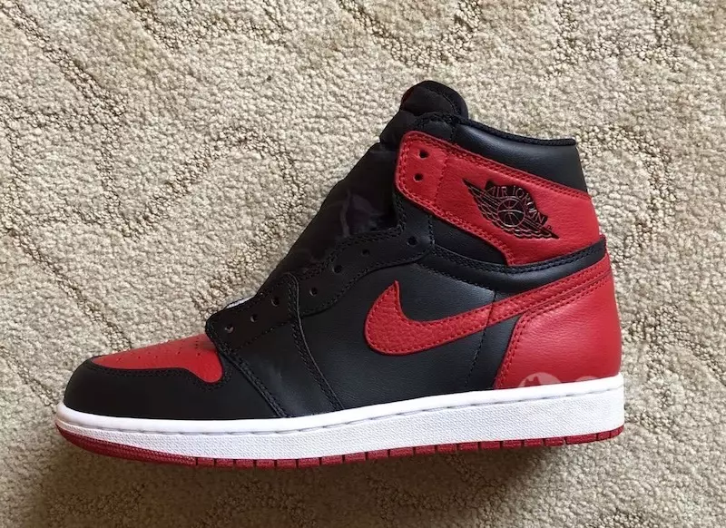 Air Jordan 1 OG banido em 2016 retrô