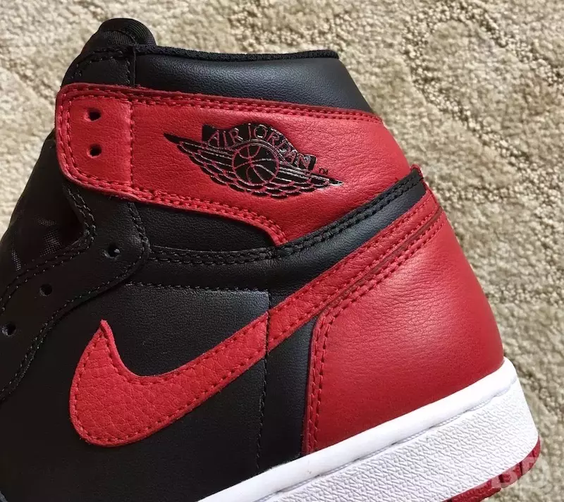 Air Jordan 1 OG אסורה 2016 רטרו