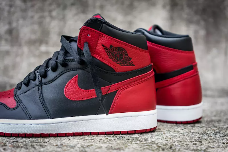 Air Jordan 1 Banned Black Varsity Red White