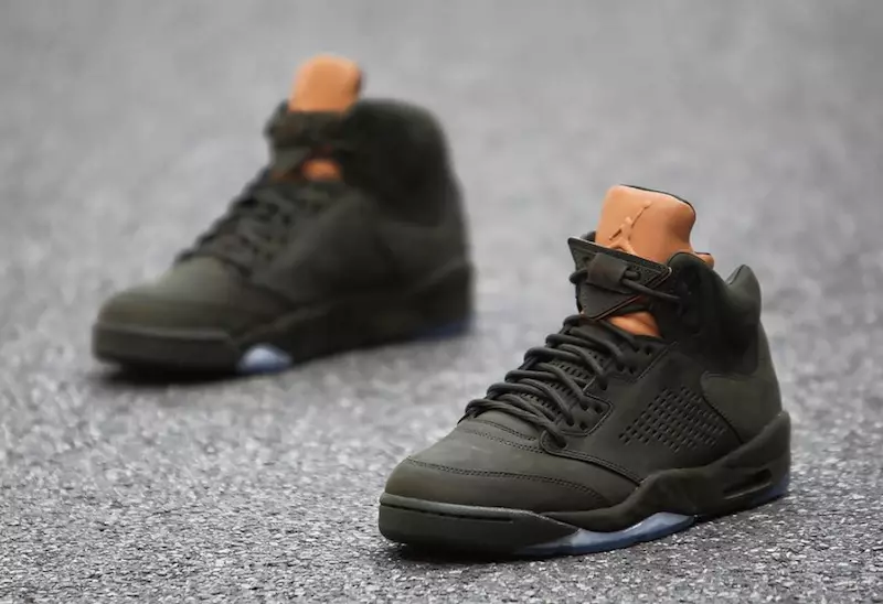 Prendi il volo Air Jordan 5 Premium Retro