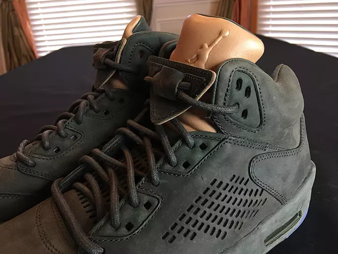 Air Jordan 5 881432-305 рейси менен алыңыз