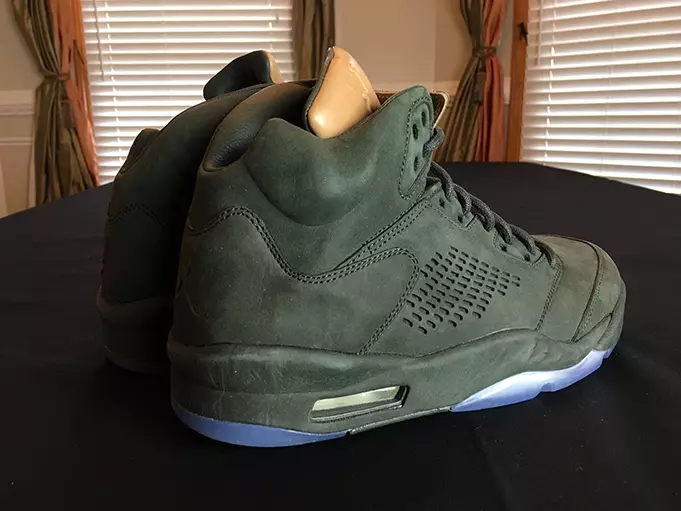 Prendi il volo Air Jordan 5 881432-305