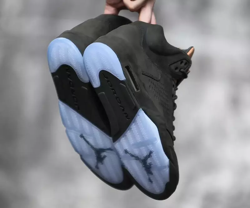 Prendi il volo Air Jordan 5 Premium Retro