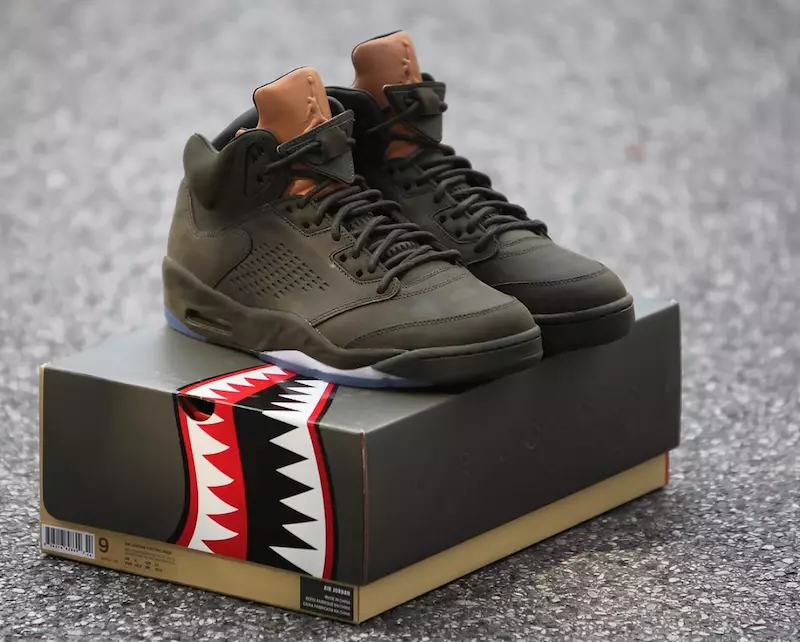 Vezměte Flight Air Jordan 5 Premium Retro Box