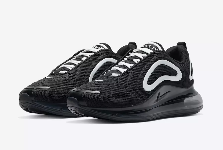 Nike Air Max 720 apparaît en noir et blanc