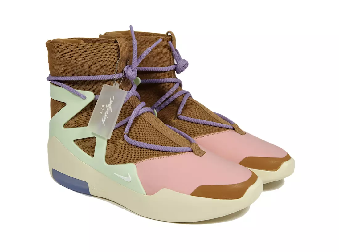 Можете да притежавате Nike Air Fear of God 1