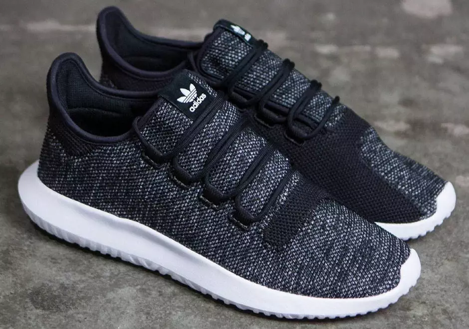 adidas Tubular Shadow Knit အနက်ရောင် အဖြူရောင်