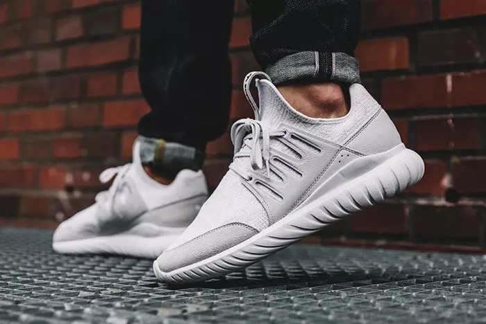 أديداس Tubular Radial Primeknit أبيض عتيق