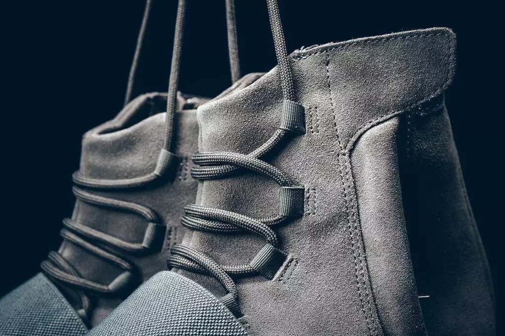 Adidas Yeezy 750 Boost Light Grey Gum Glow in the Dark