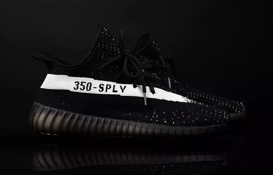 Adidas Yeezy 550 Treisiú Dubh Bán