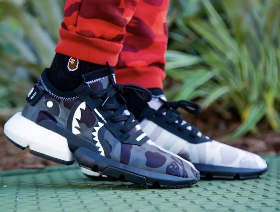 BAPE x Neighborhood x adidas POD S3.1 a piedi