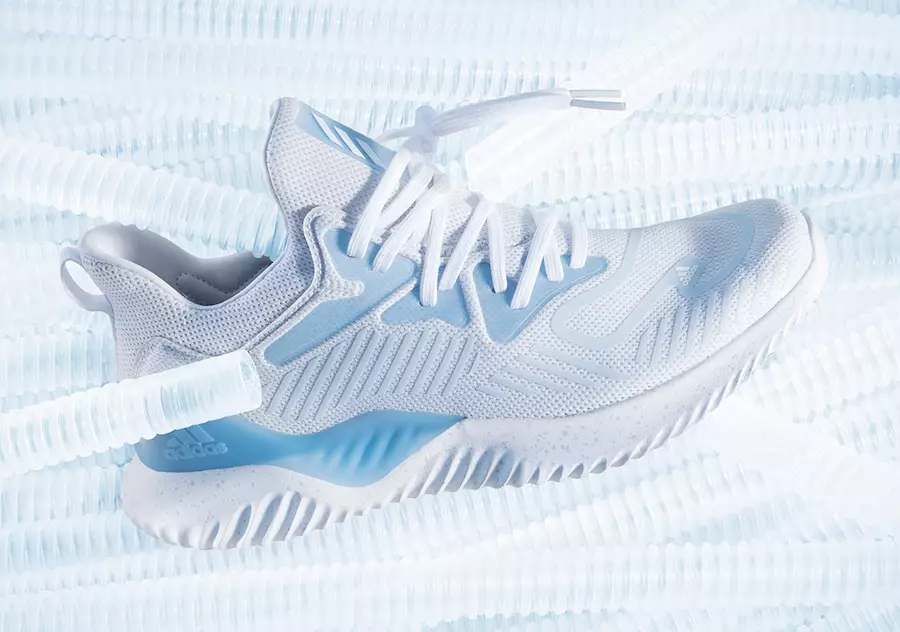 Нэмэлт цөцгийн тос x adidas AlphaBounce худалдаанд гарсан өдрөөс хойш