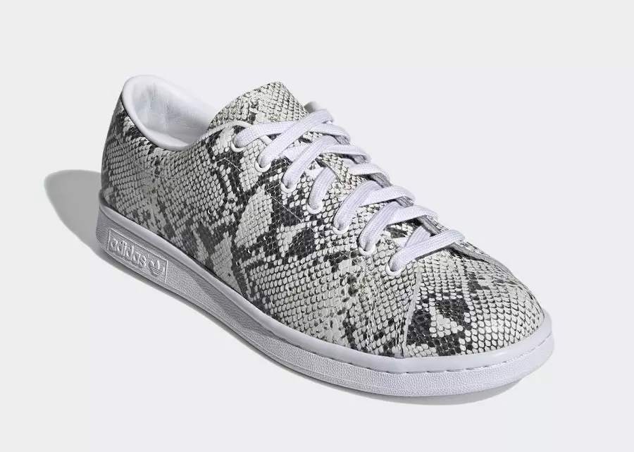 HYKE және adidas екі түрлі AOH-001 стилін шығарады