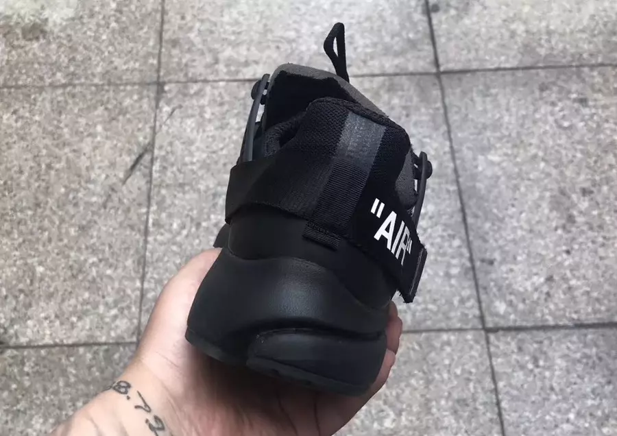 Хомӯш-сафед Nike Presto Black AA3830-002