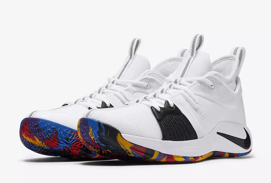 Nike PG 2 Klar til March Madness Tournament