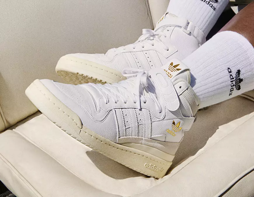 adidas Forum 84 High Releasing Með glæsilegum gullþynnuhöggum