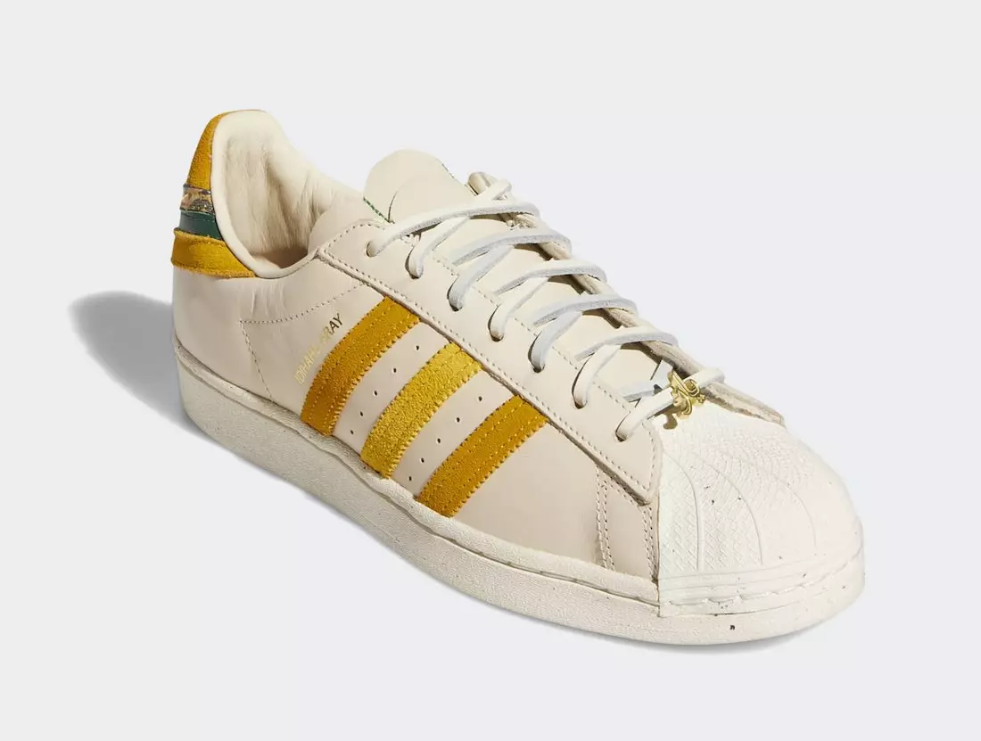 야라 샤히디 adidas Superstar GZ2764 출시일