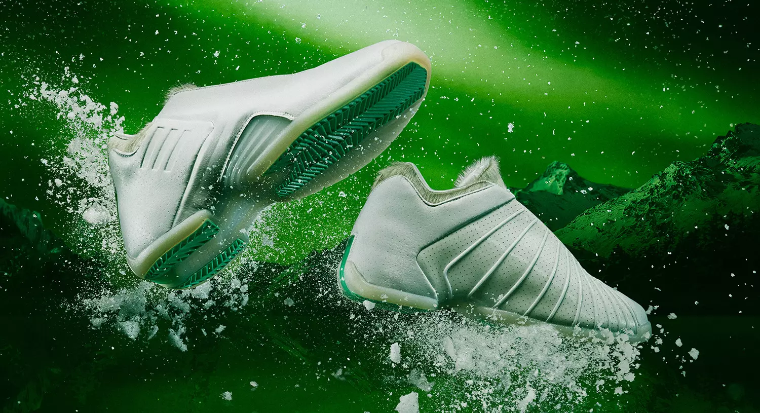 adidas Aurora Borealis All Star Triple White Glow пакеті