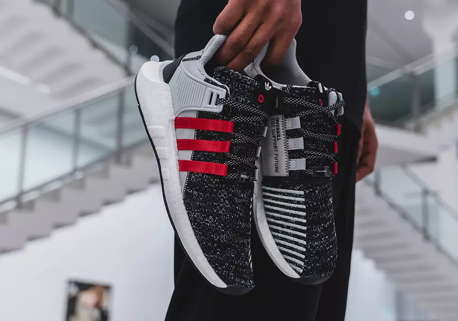 Набор гербов Overkill adidas EQT