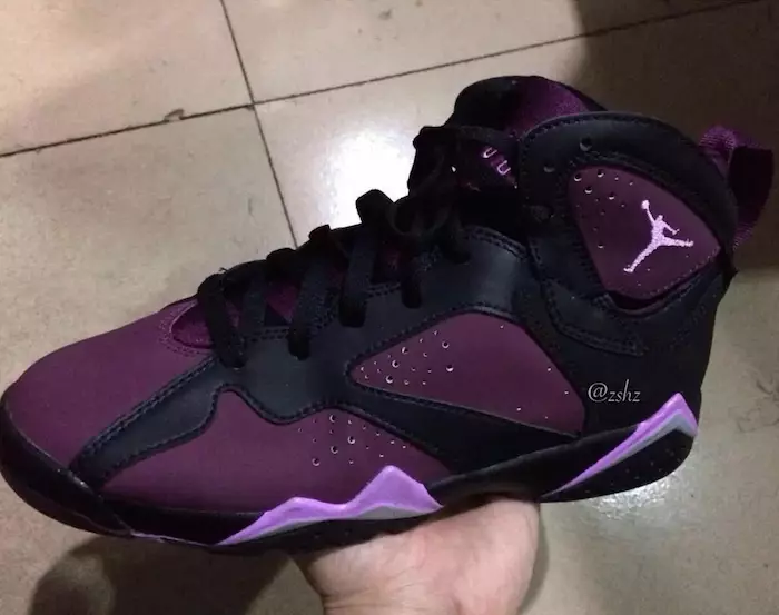 Air Jordan 7 GS Mulberry Noir Fuchsia Lueur