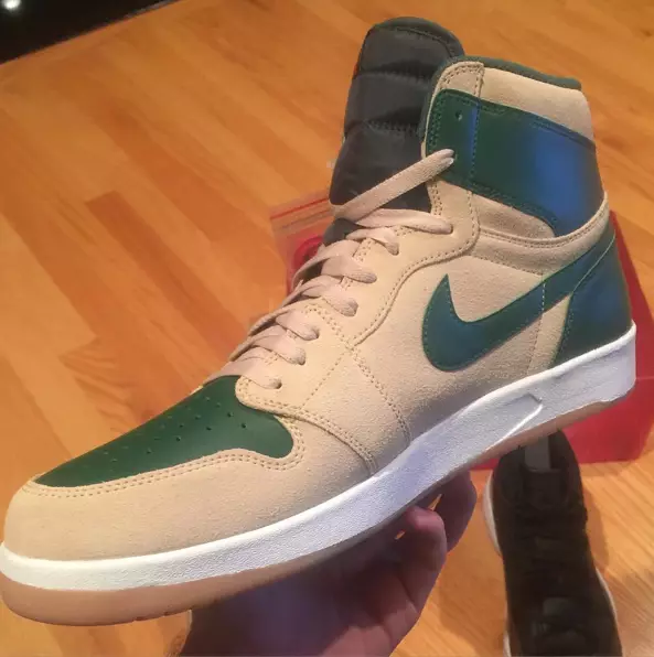 Air Jordan 1.5 Gorge Green Sand Dune