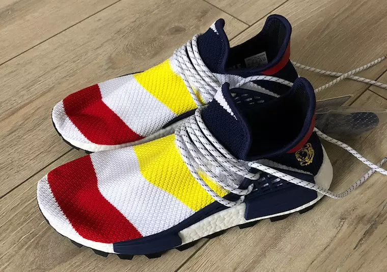 BBC adidas NMD Hu -polkunäyte