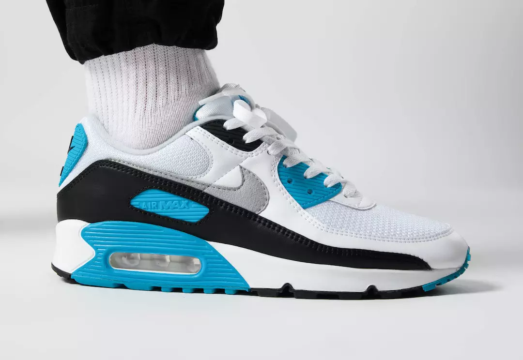 Nike Air Max 90 Laser Blue CJ6779-100 On-Feet