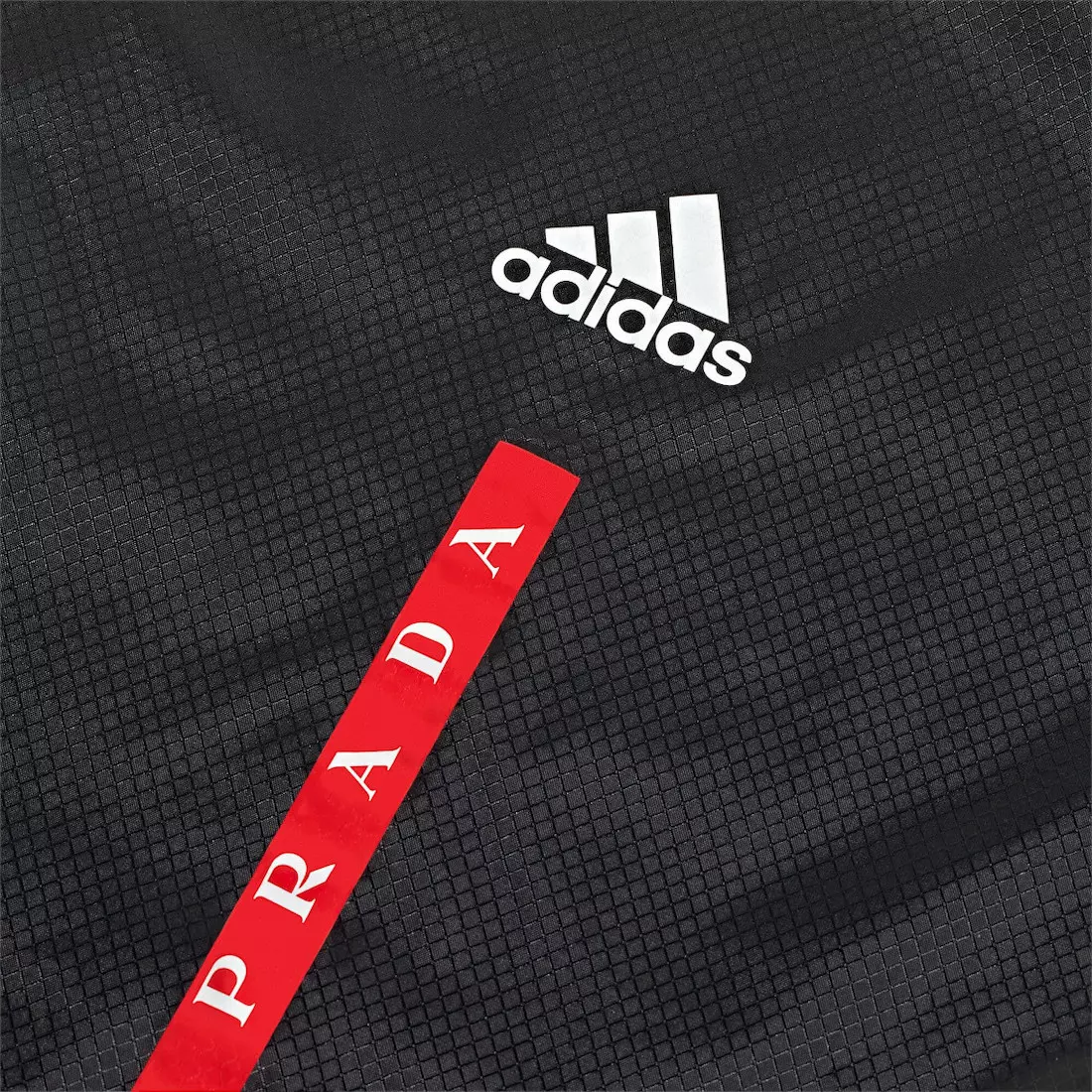 Prada adidas Luna Rossa 21 Zilver FW1079 Releasedatum