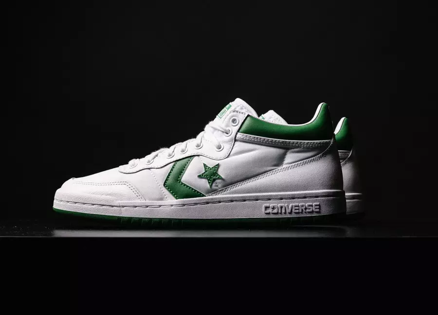 Converse Fastbreak 83 Миёнаи сабз Apple