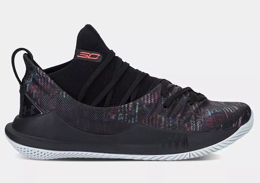 UA Curry 5 Black Il-Dath 3020657-005 Dáta Eisiúna