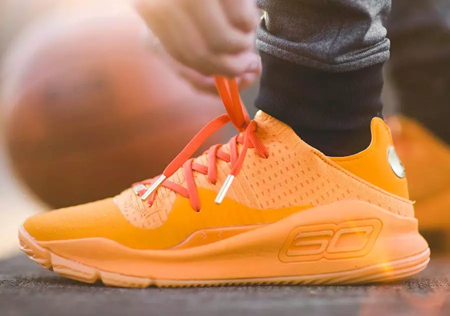 Curry 4 Orange