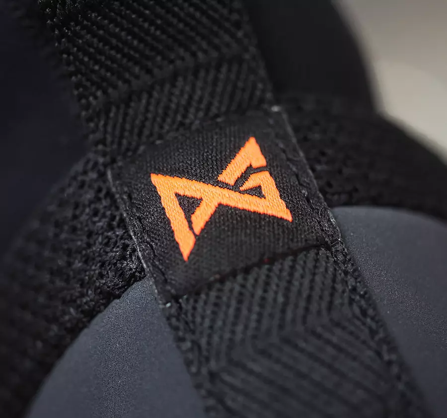 Nike PG 2.5 Pure Platanam Dubh Antraicít Dáta Eisiúna-