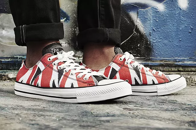 Seks Tabancaları Converse Chuck Taylor All Star Koleksiyonu