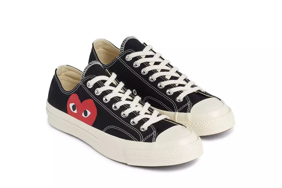 COMME Дес GARCONS PLAY Converse Чак Тейлор