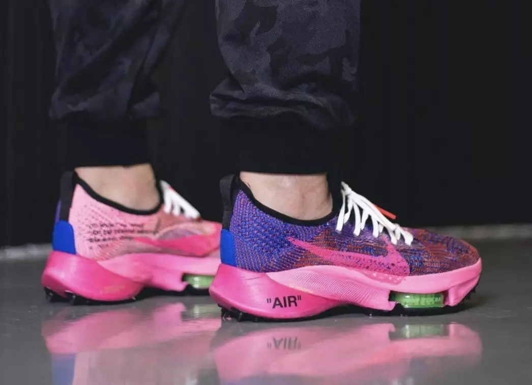 Off-White Nike Air Zoom Tempo NEXT Pink Glow Ημερομηνία κυκλοφορίας στα πόδια