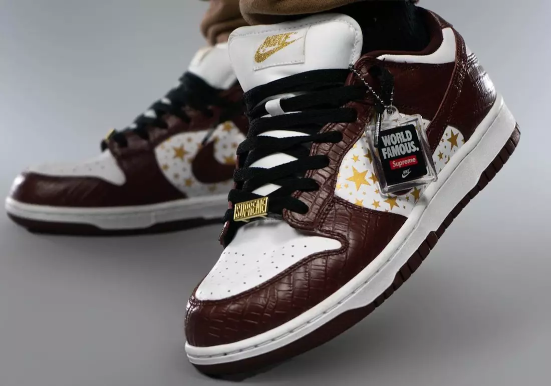 Врвен Nike SB Dunk Low Barkroot Brown Stars DH3228-103 Датум на издавање On-Feet