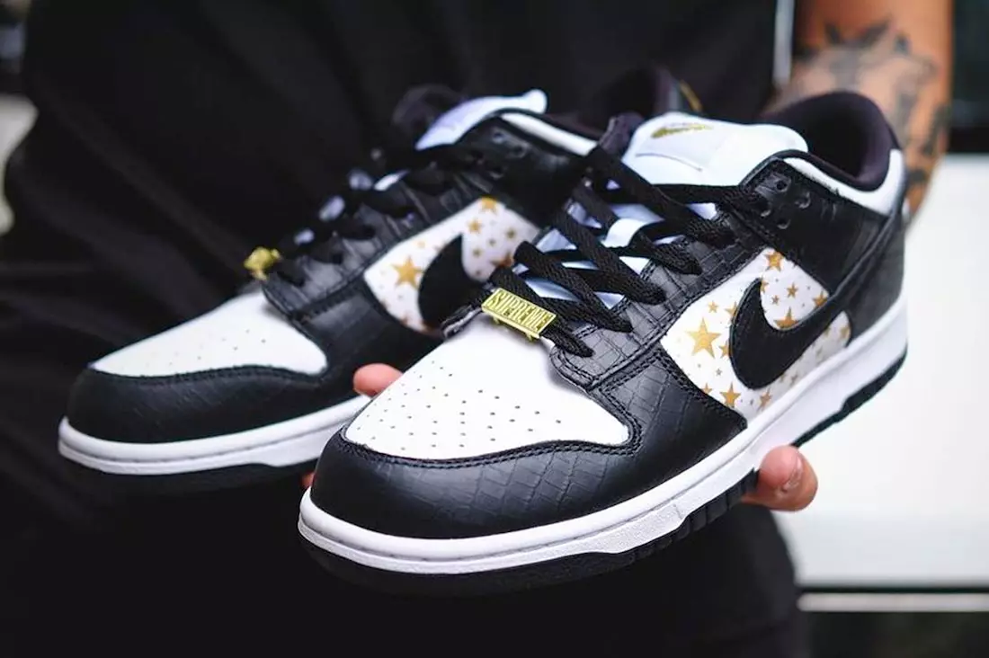 Supreme Nike SB Dunk Low Black Stars DH3228-102 Releasedatum