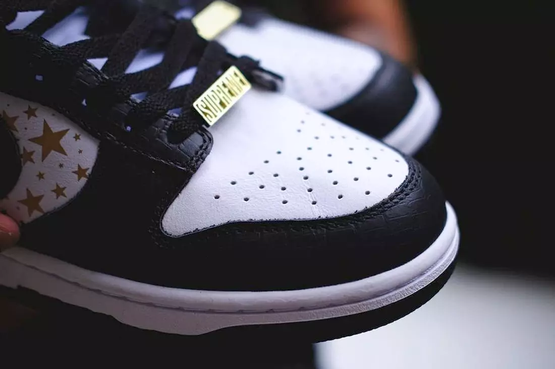 Supreme Nike SB Dunk Low Black Stars DH3228-102 Թողարկման ամսաթիվ