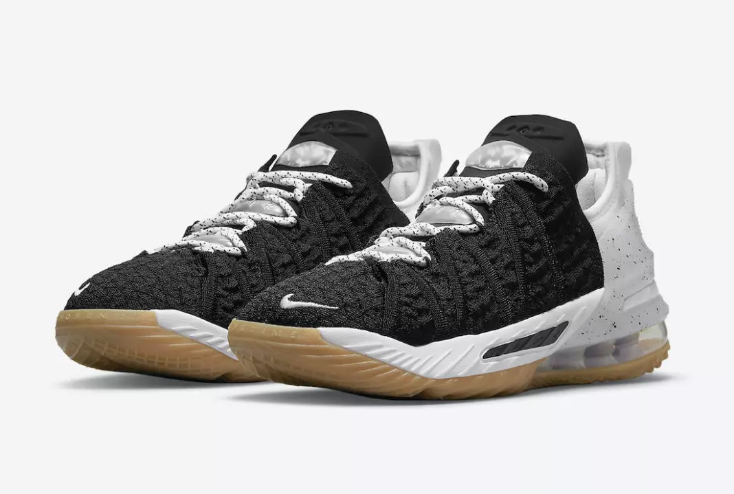 Nike LeBron 18 GS Black Gum CW2760-007 Дата випуску