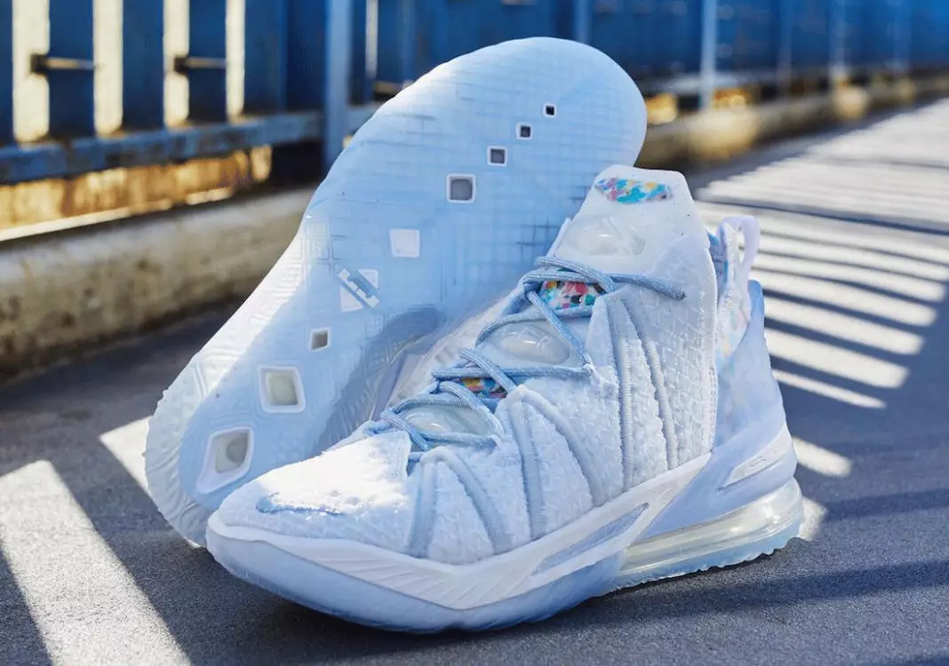 Nike LeBron 18 Blue Tint CW3156-400 išleidimo data