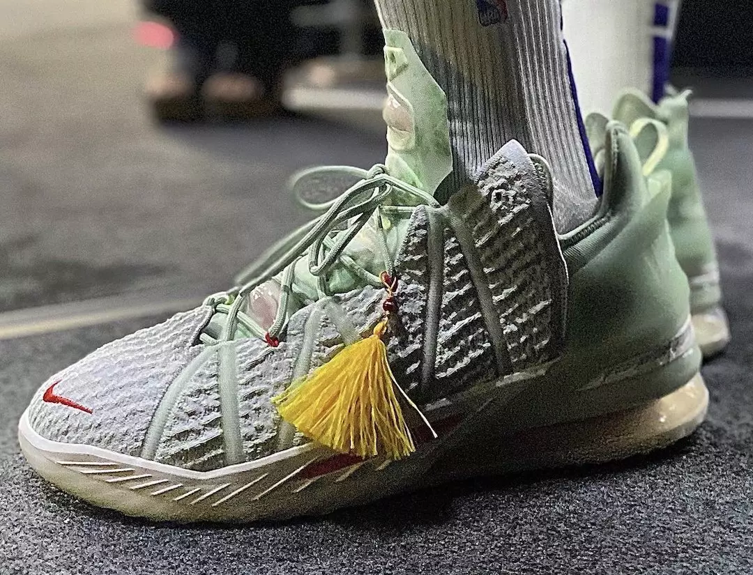 Prvý pohľad na Nike LeBron 18