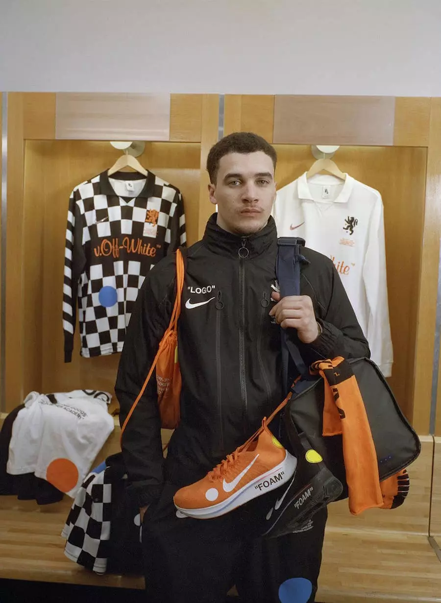 Dáta Eisiúna Bhailiúchán Peile Nike Off-White-