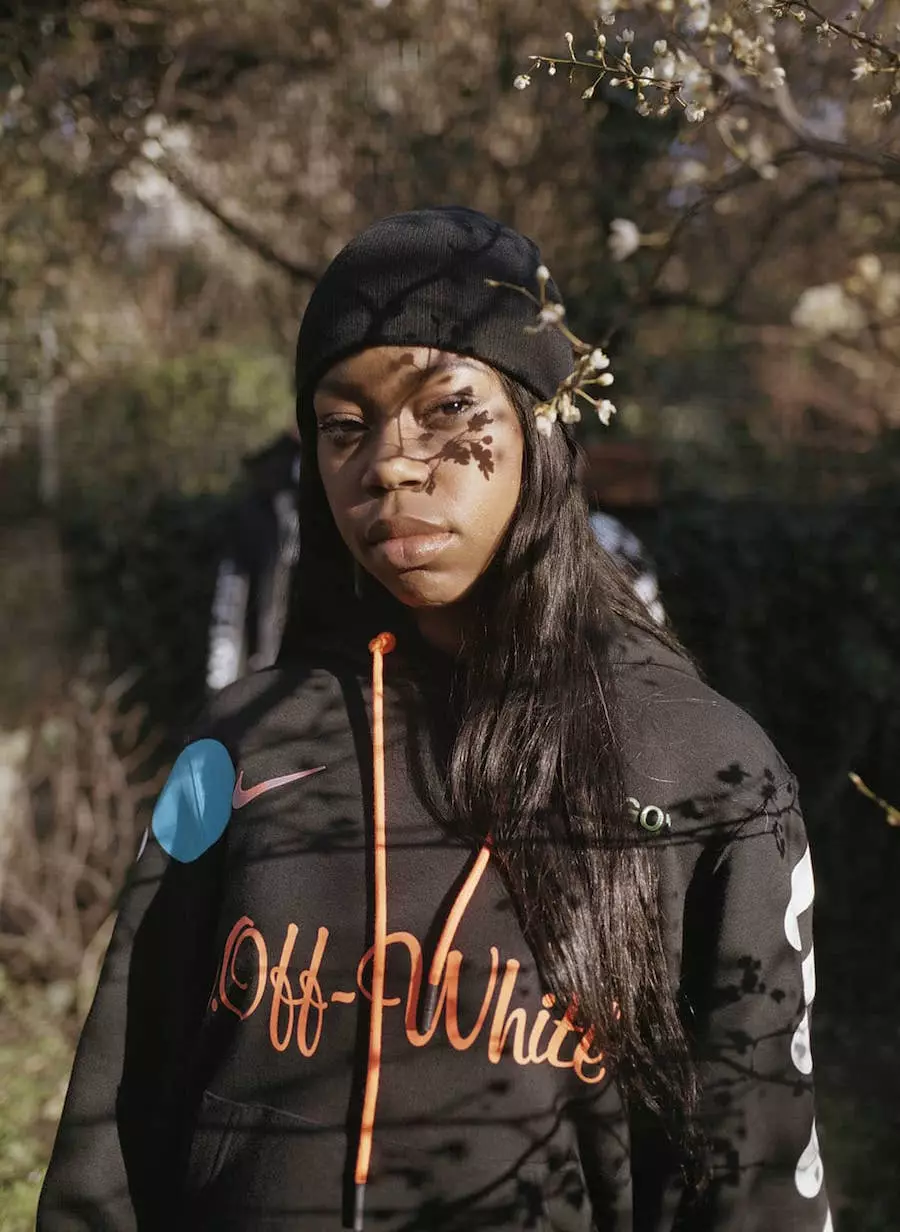 Dáta Eisiúna Bhailiúchán Peile Nike Off-White-