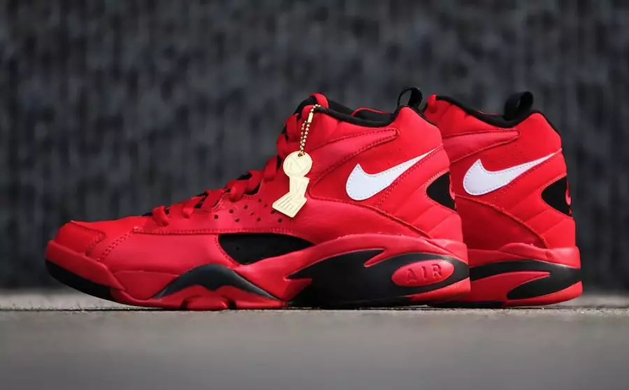 Nike Air Maestro II Trifecta